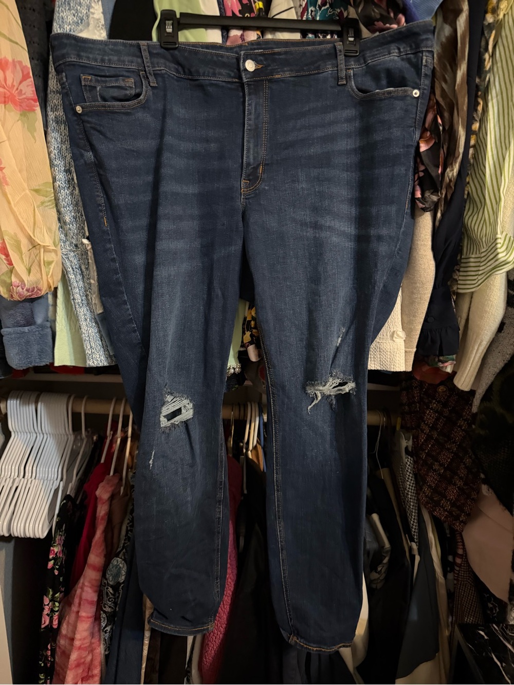 Old Navy mid rise rockstar super skinny jeans 22
